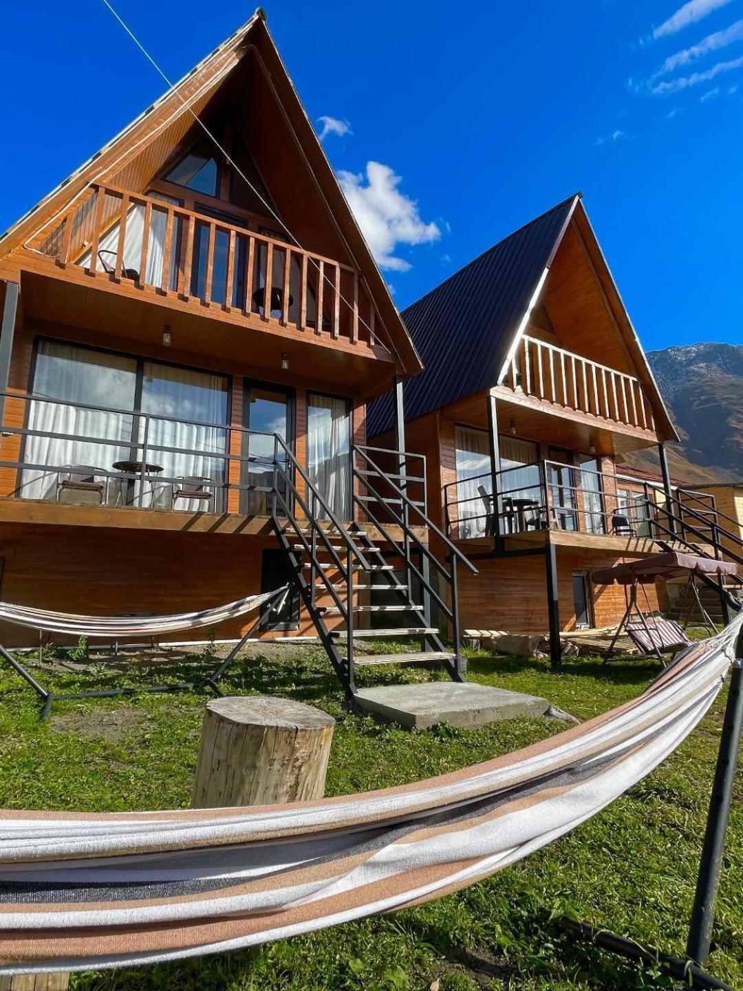 Twin Cottages Kazbegi Zewnętrze zdjęcie
